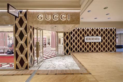 gucci plaza frontenac|gucci store st louis.